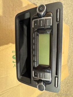 Prodám originální rádio. Golf 6