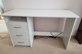 Konferenční stolek, 2× noční stolek, psací stůl