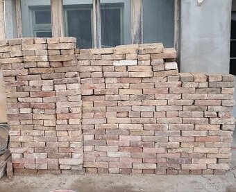 Staré oklepané cihly