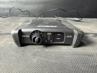 DISC Line 6 XD-V30 Digital Wireless Headset Mic. System