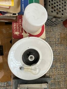 Prodám stare světlo svítidlo průmyslové dobové