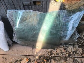 Sklo Volkswagen Passat B8