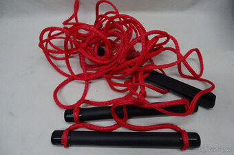 Tažné lano na vodní sporty