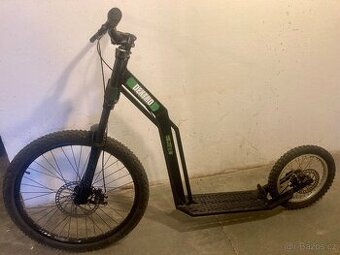 Terénní koloběžka Mibo Dextro