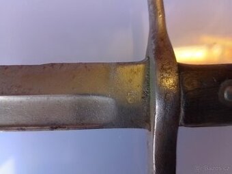 Prodej starých bodaku