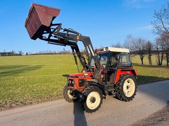 Zetor 5245 s čelním nakladačem