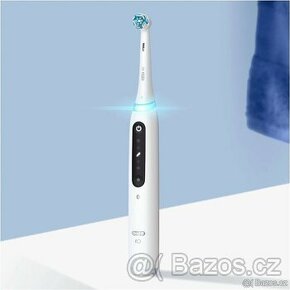Elektrický zubní kartáček Oral-B iO Series 5 bílý - nový
