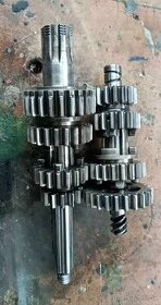 Převodovka JAWA/ČZ 175/356 shodná s 125/355 a prvními skutry