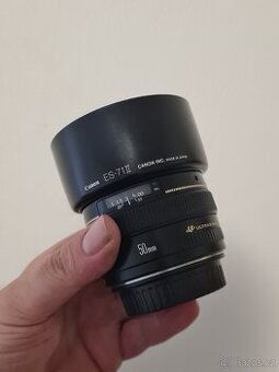 Canon EF 1.4/50 USM