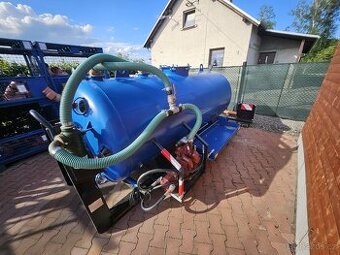 Fekál nástavba 3m3 + 300l oplach NEPOUŽÍTÁ - 1