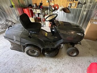 Zahradní traktůrek T35M