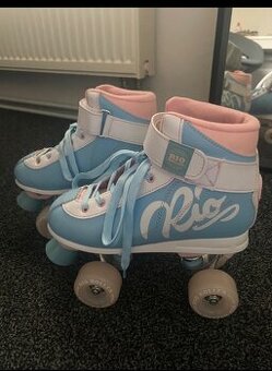 Trekové brusle- Rio roller