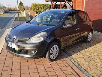 CLIO III 2006 plná výbava