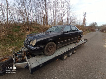 Prodám veškeré náhradní díly Mercedes Benz w210 300TD