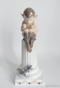 Porcelánová figura - faun a ještěrka - Kodaň - 1