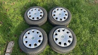 Disky 5x100 r15 + originální poklice + zimní pneu