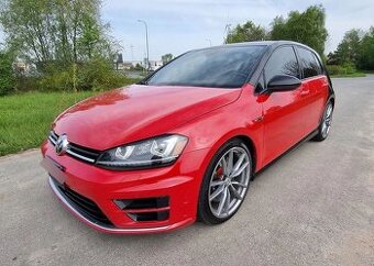 Volkswagen Golf R 2.0 4Motion BlueMotion Technology