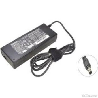 Adaptér nabíječka Toshiba 15V 5A Velký výprodej ✅
