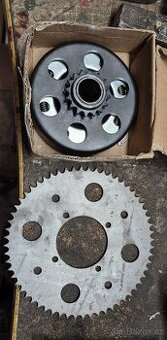 Rozběhová spojka pro 4t motor hřídel 20mm