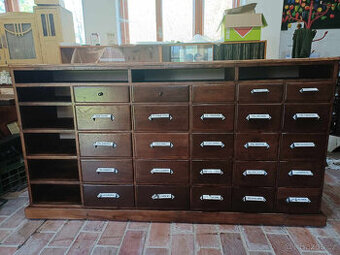 Starožitná lékárenská tára - šuplíkovač, komoda