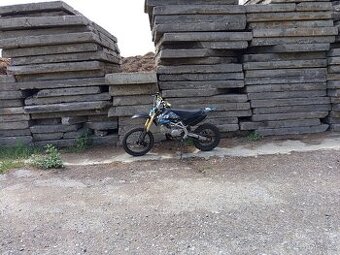 Prodám pitbike 125ccm