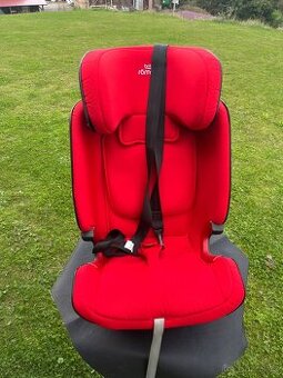 Britax Römer Advansafix IV M
