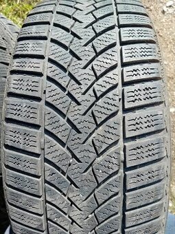 Prodám Sadu pneu 205/55/16 Zimni Semperit