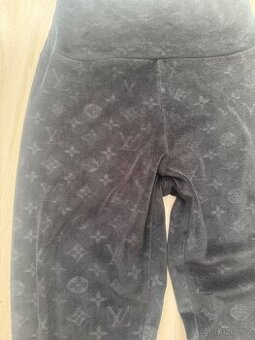 luxusní sametové legíny s logy LV louis vuitton