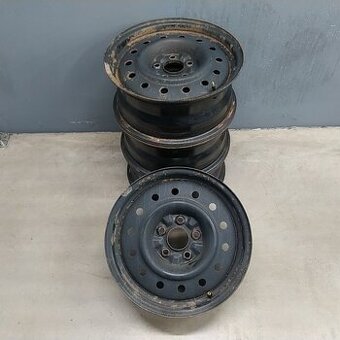 Plechové disky 16" 5x114,3 Nissan / Renault