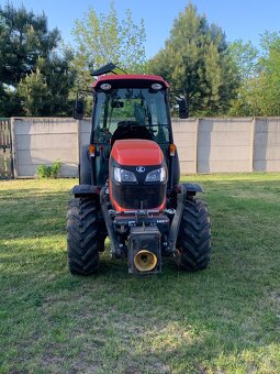 traktor Kubota viniční