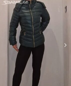 Dámská zimní bunda zelená vel M až L jako nová tepla