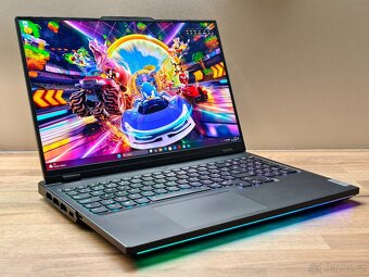 LENOVO LEGION PRO 7_i9-14900HX_32GB_RTX 4090 16GB 175W