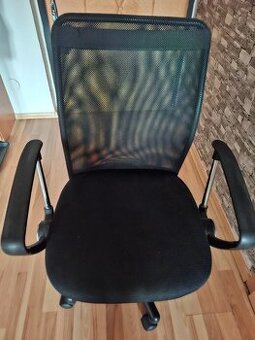 Kancelářská židle