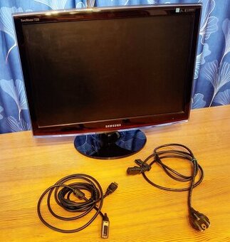 Monitor Samsung 22“