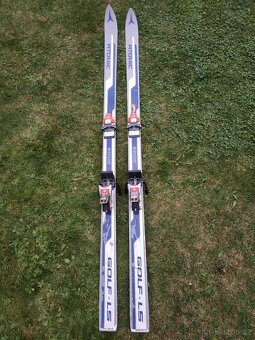 Sjezdové lyže Atomic s vázáním