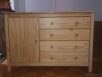 Komoda Torino masiv borovice