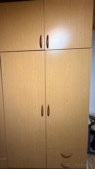 Šatní skříně