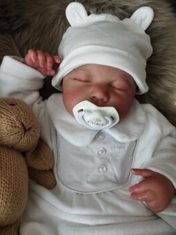 Nový, plyšový overal s límečkem zn.Rock a bye baby