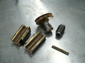 Bronzová matice, šnekové kolo soustruh leinen A3-LZ