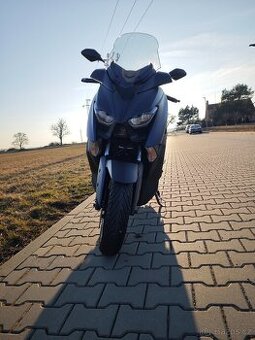 Yamaha X-MAX 300