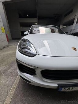 Porsche cayenne 2017 platinum edition