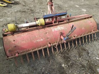 Traktorový rotavátor Fahr, záběr 1,7 m, urovnávací hřeben