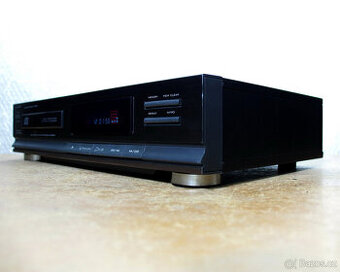 CD přehrávač Soundwave CD 1200.