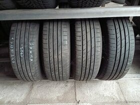 235/65/17 kumho