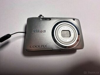 NIKON COOLPIX A100 stříbrný 20.1 Mpx