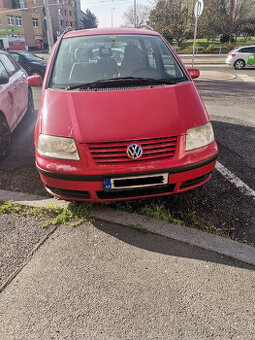SHARAN 1,9 TDi  85kW na dojetí, opravu nebo díly