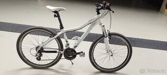 Juniorské nebo dámské kolo zn. MAXBIKE