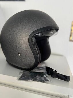 HD Jet helma nová