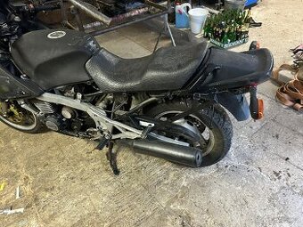 Yamaha FJ 1200 - 1