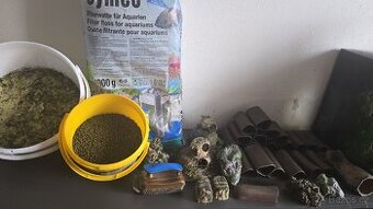 Krmení pro rybičky a úkryty skalky artemie 2 kg